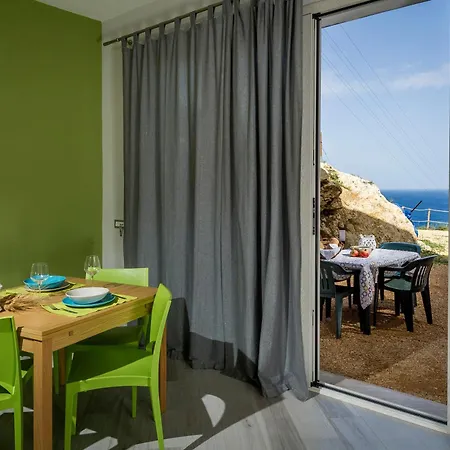 Rosaria 2 Km From The Riserva Natural Of The Zingaro דירה *